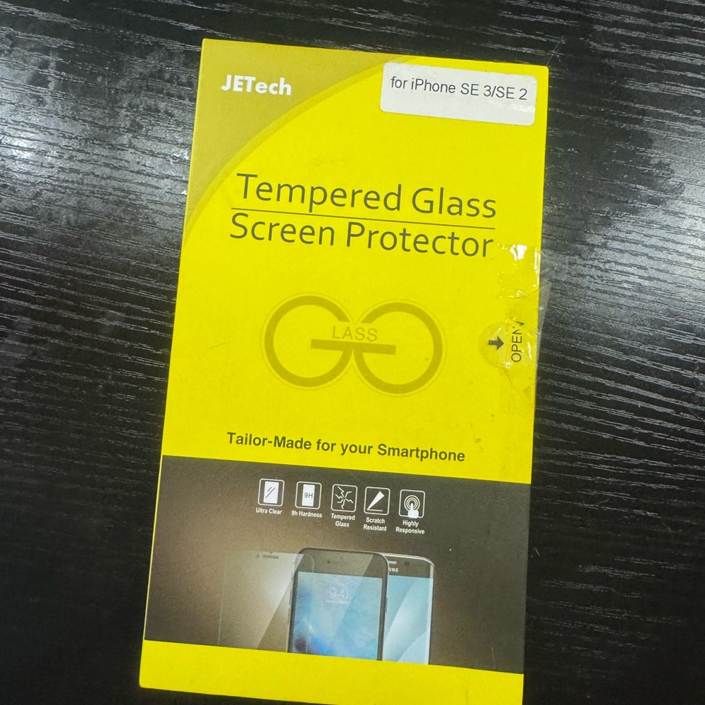 Tempered Glass Screen Protector for iPhone SE 3/SE 2